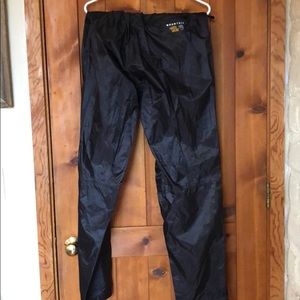 Men’s XL Mountain Hardware UL Rain Pants